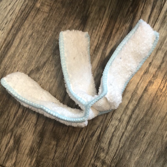 MULTI FUNCTION MICRO FIBER DOUBLE HEADED CLEANING BRUSH-car vents, blinds fans - Picture 7 of 9